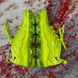 NWOB Nike Air VaporMax Plus Women's Shoes